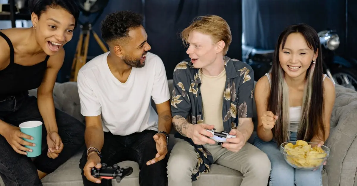 Cómo seleccionar el mejor videojuego para disfrutar con amigos